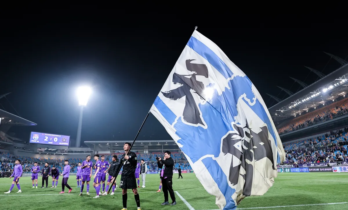 爱游戏app下载-天津天海队球员为了球迷全力以赴