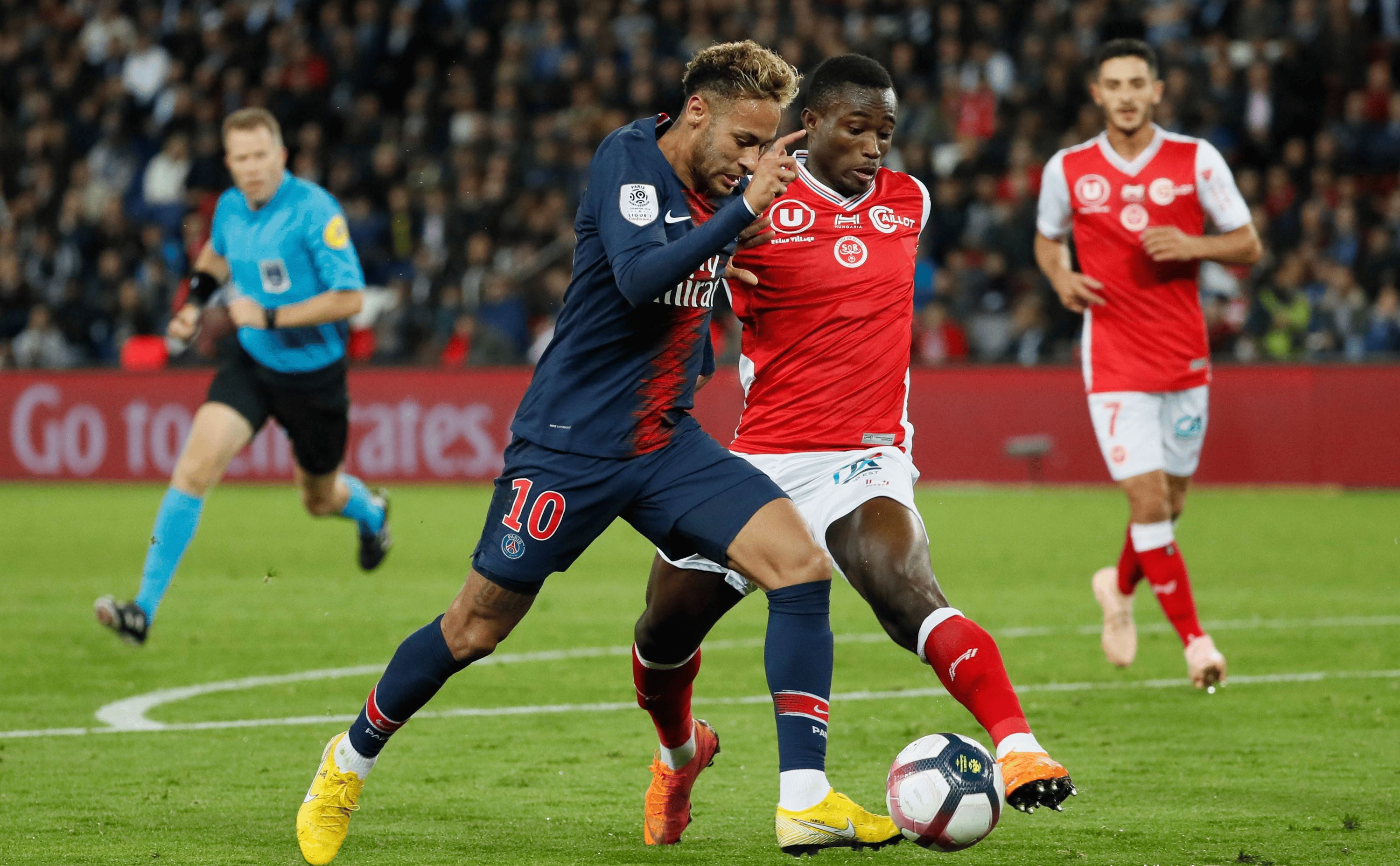 里尔连战两支球队，主场战胜巴黎圣日耳曼