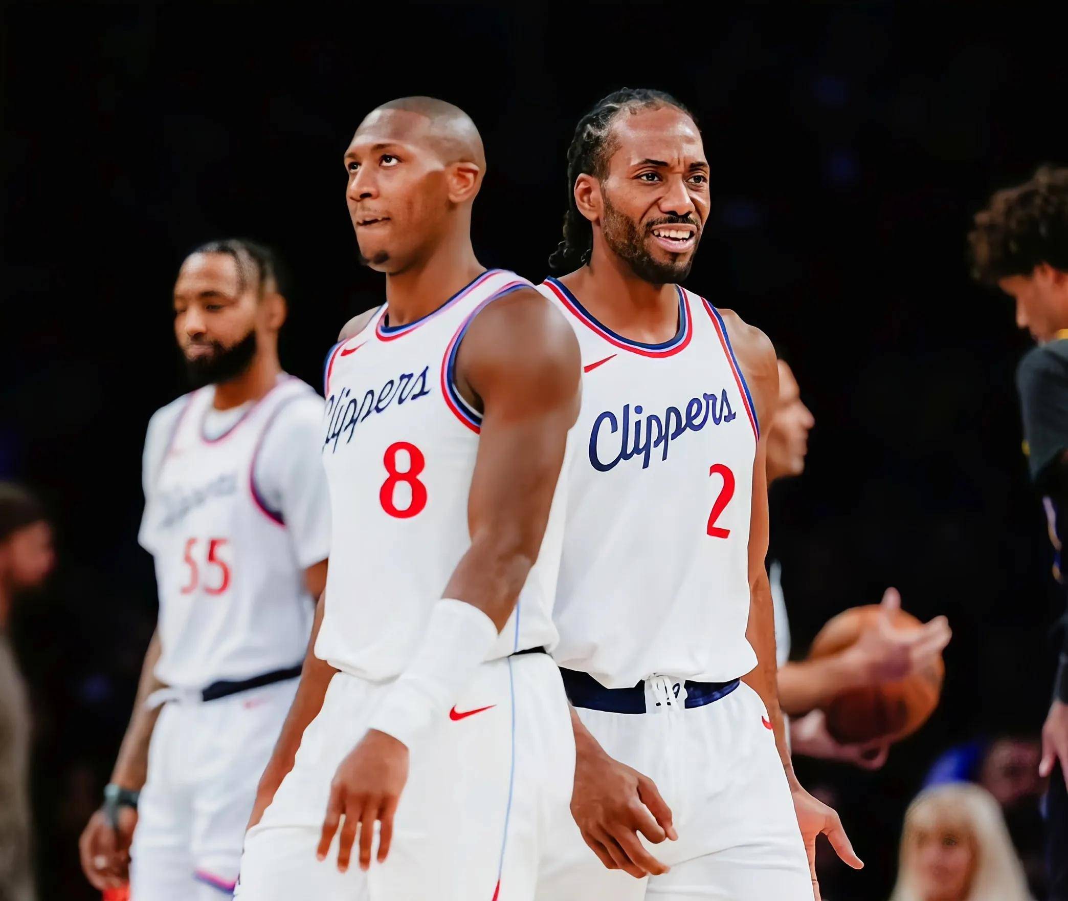 爱游戏娱乐-爵士遭遇快船逆转，失去领先地位