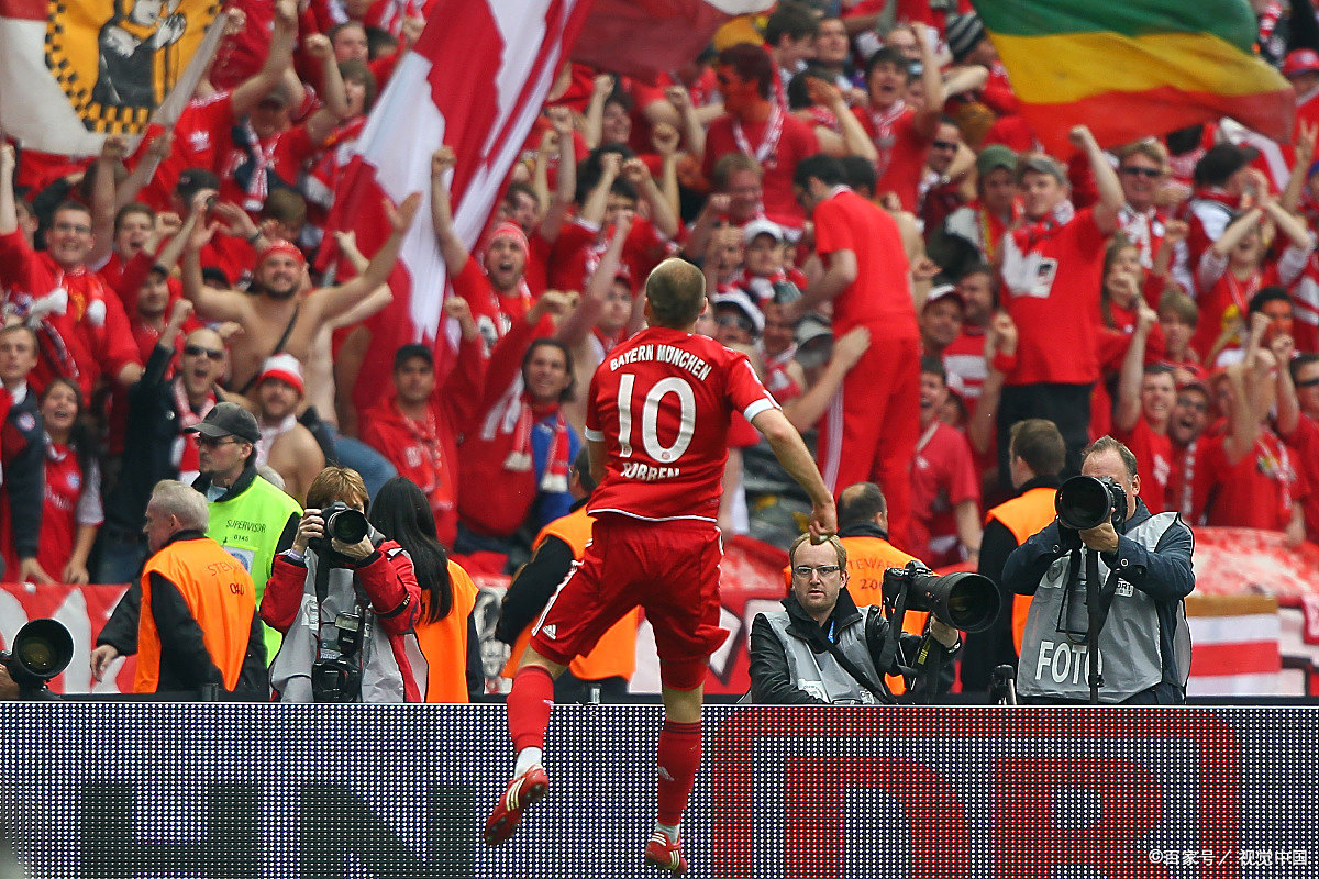 包含东京FC力挽狂澜，晋级下一轮的词条