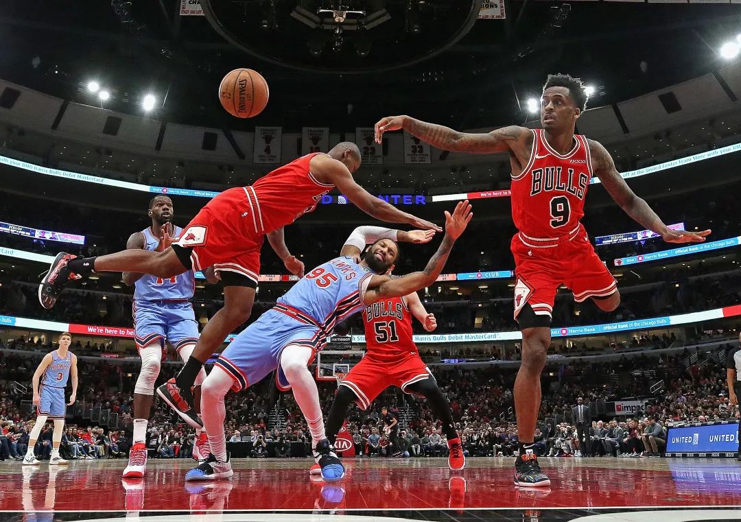 CBA最强外援之一安东尼奥-布莱克尼在比赛中贡献全面数据的简单介绍