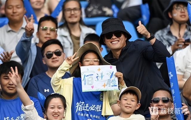 爱游戏馆-包含精彩比赛即将开战，球迷热情高涨的词条